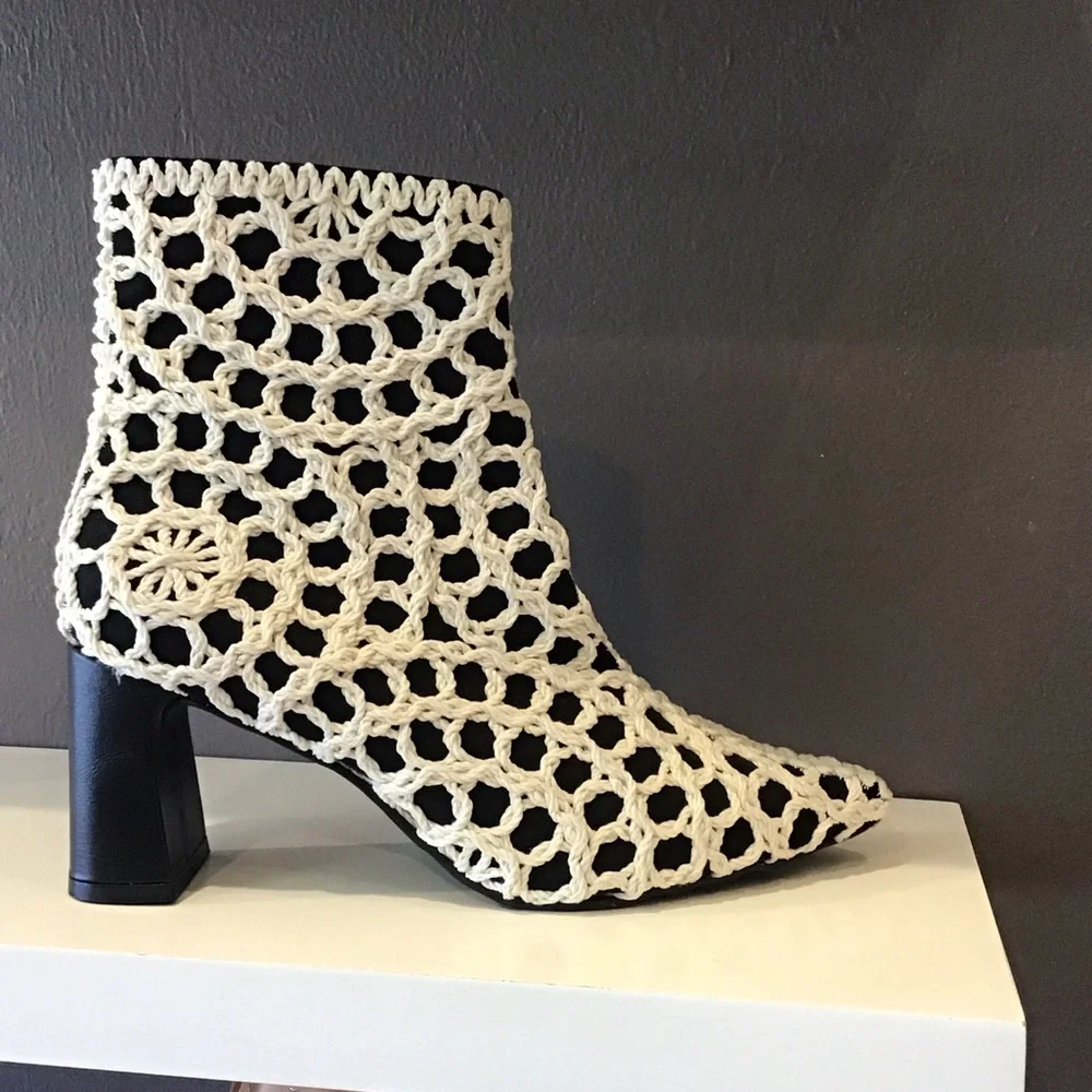 Elegant Crochet Heeled Boots - Black and Cream - Picture 1 of 3